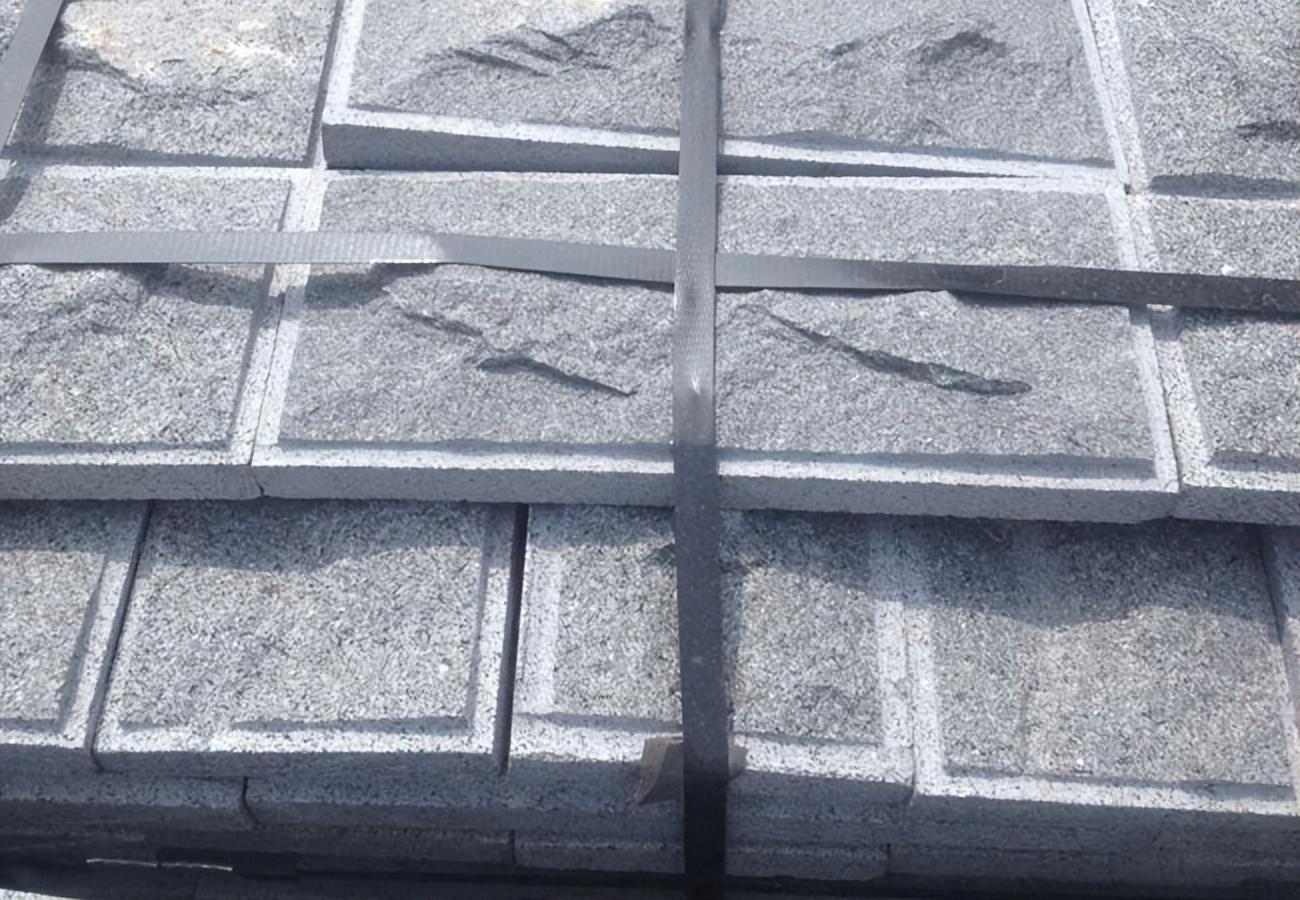 蘑菇石加工顏色種類(lèi)哪些？及蘑菇石開(kāi)槽價(jià)格